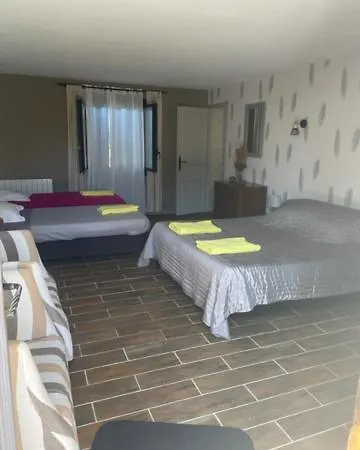 Ei Le Domaine Du Bouygues Ferienhaus