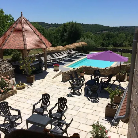 Holiday home Ei Le Domaine Du Bouygues *